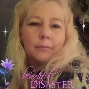 Meet your Posher, Cheri